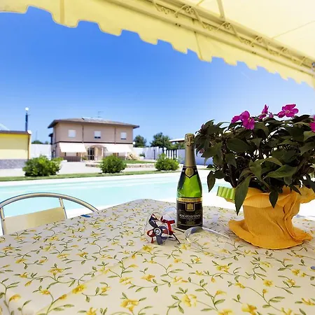 Konukevi Il Sole 4*