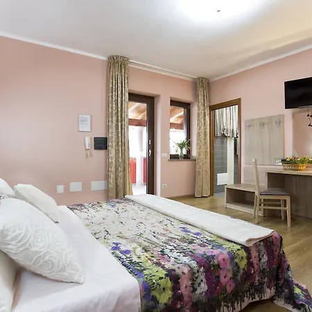 Il Sole Guesthouse Guest house
