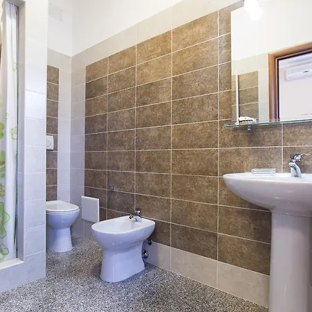 Il Sole Guesthouse 2* Porto Torres